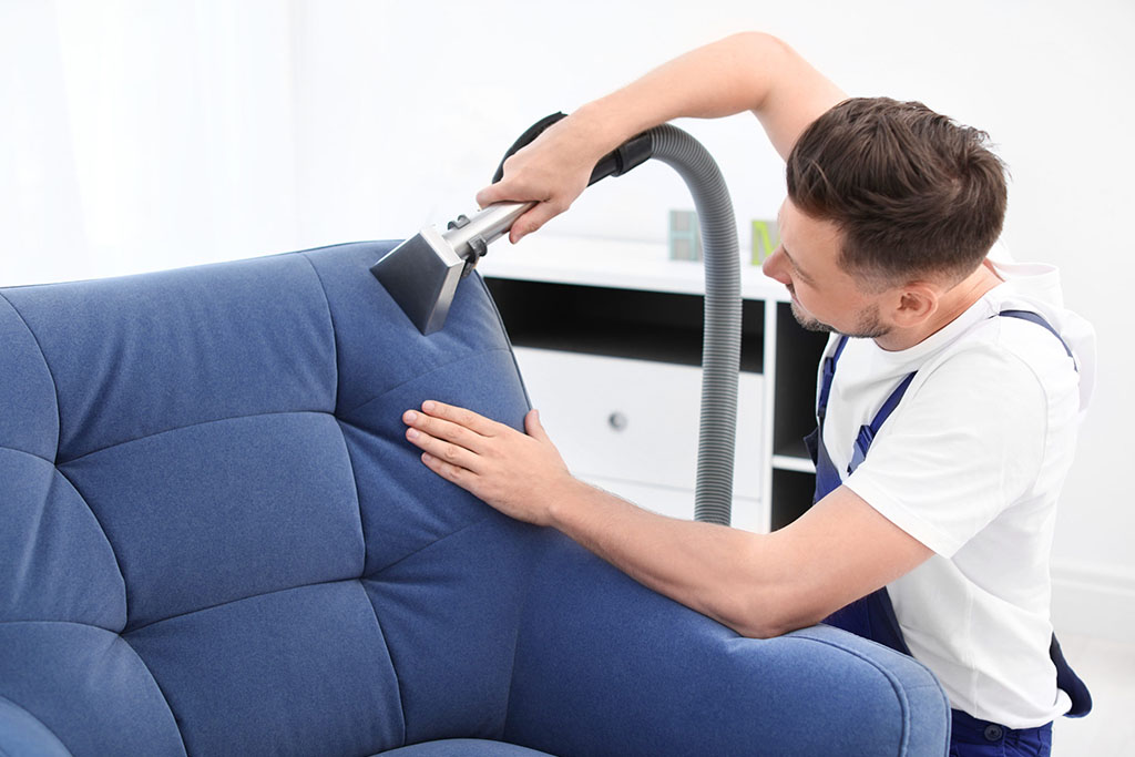 Why Should You Hire Professionals For Upholstery Cleaning: Steam
