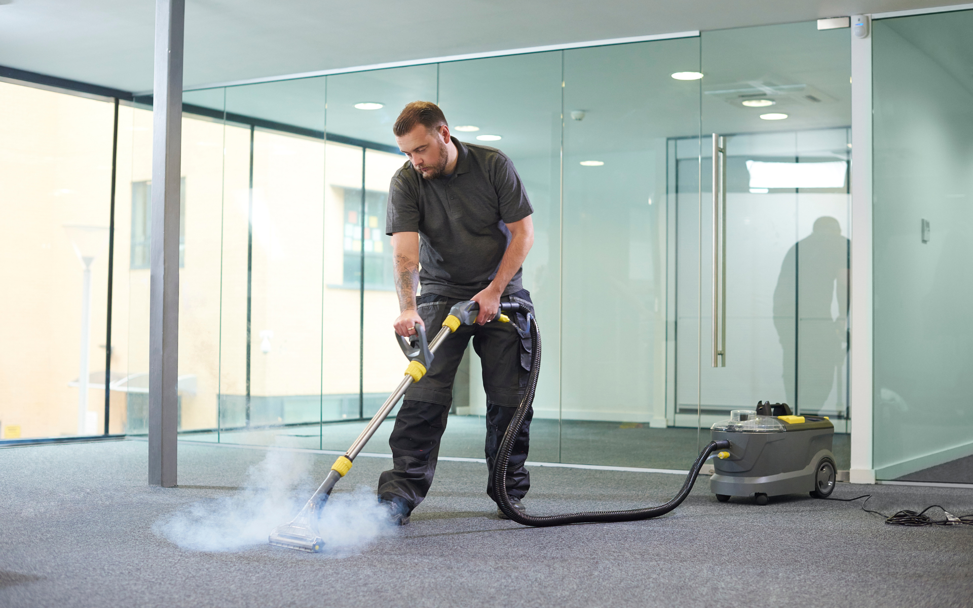 Our Guide to the Best Carpet Cleaners in Canada in 2024 (And Where to Get  Them)